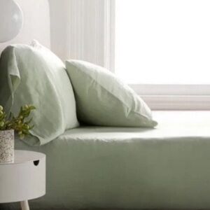 NWOT QUINCE European Linen Pillowcase Set King Sage 3705